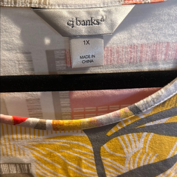 Christopher and Banks Relaxed 3/4 Sleeve Blouse. Size 1 - Picture 2 of 4